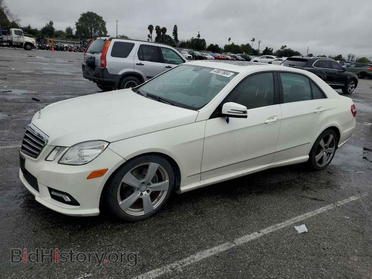 Фотография WDDHF5GB0BA453527 - MERCEDES-BENZ E-CLASS 2011