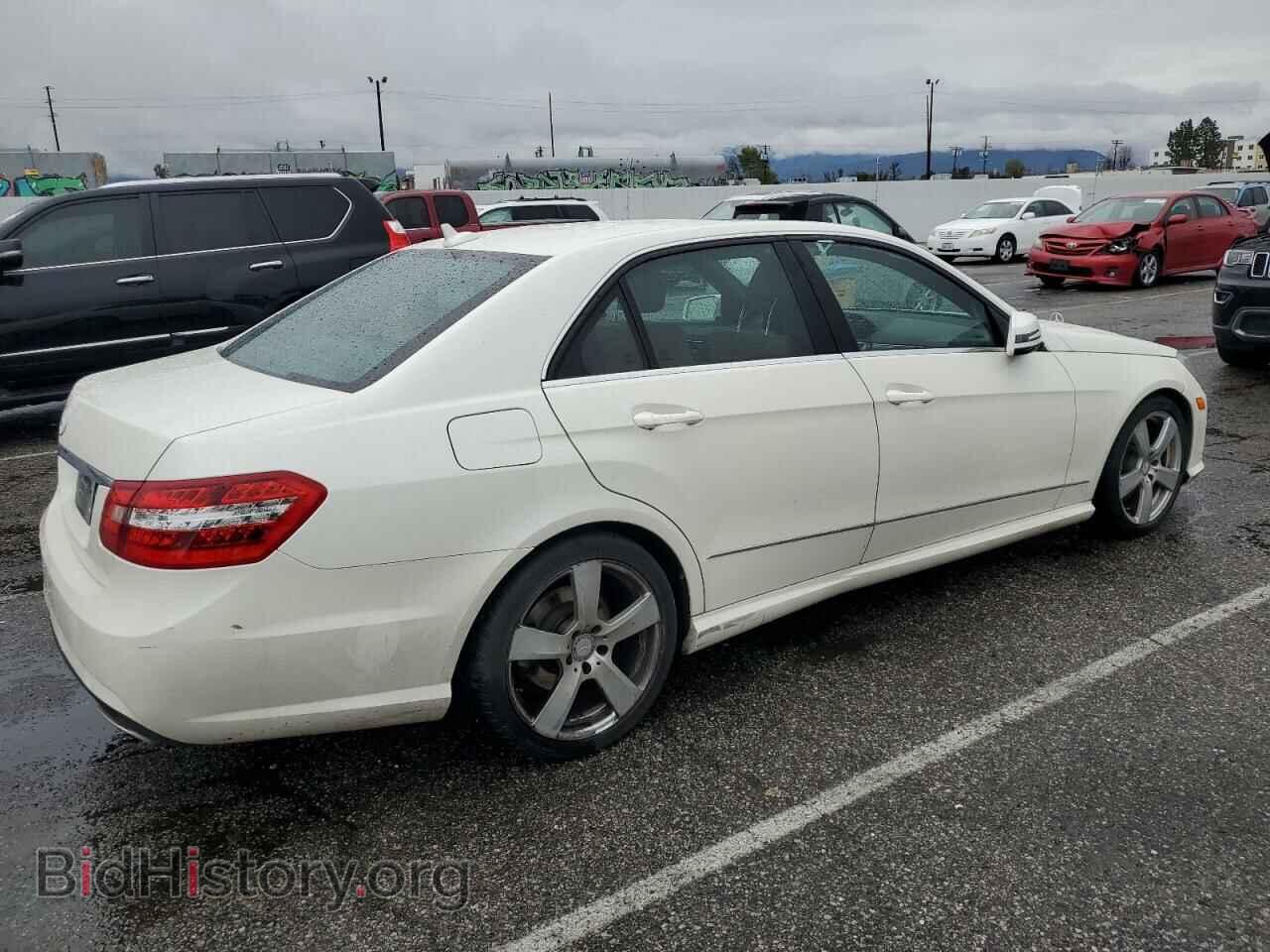2011 MERCEDES-BENZ E-CLASS - VIN: WDDHF5GB0BA453527 - Фото 3