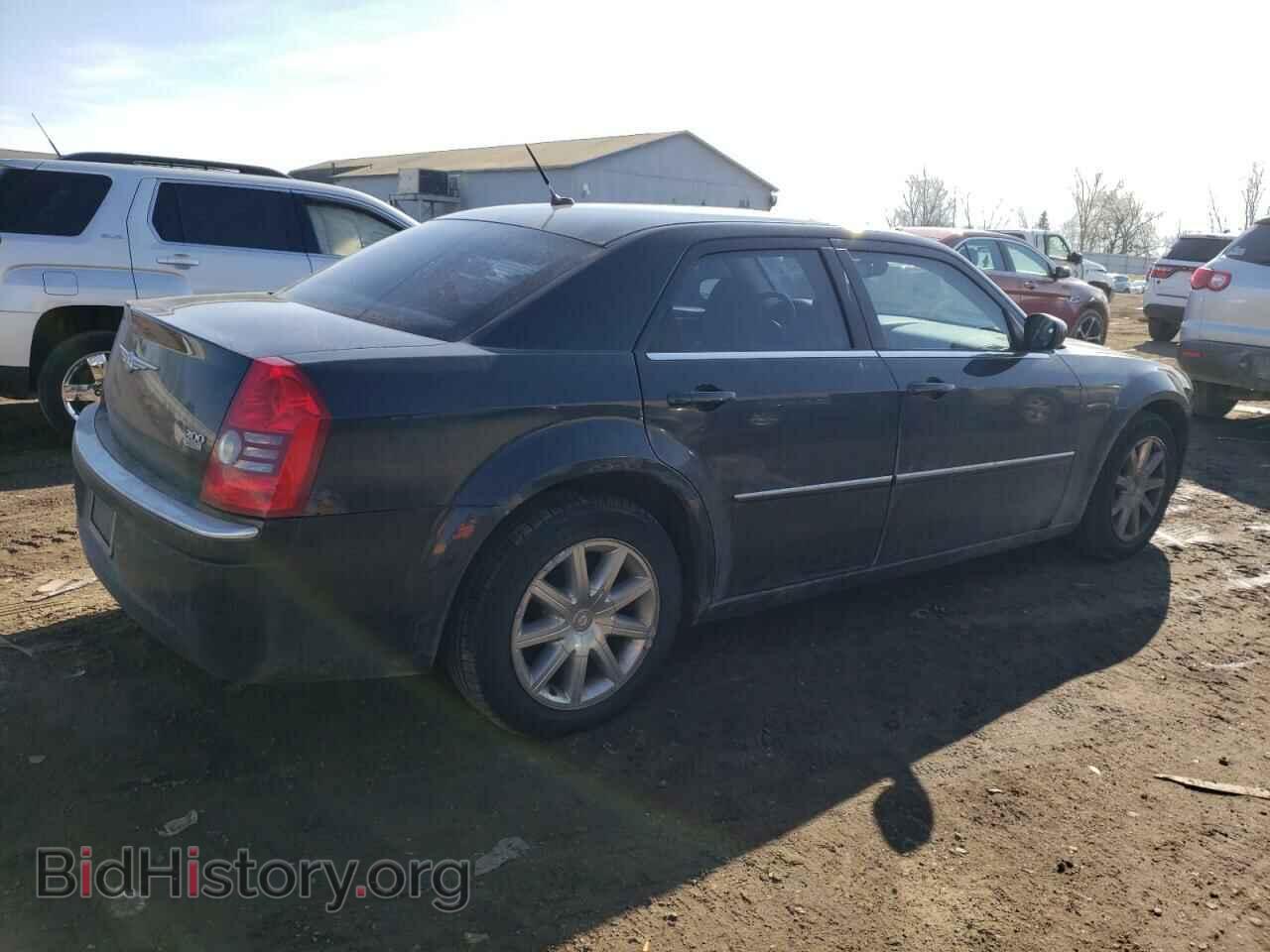 2008 CHRYSLER 300 - VIN: 2C3KA33G78H242120 - Фото 3