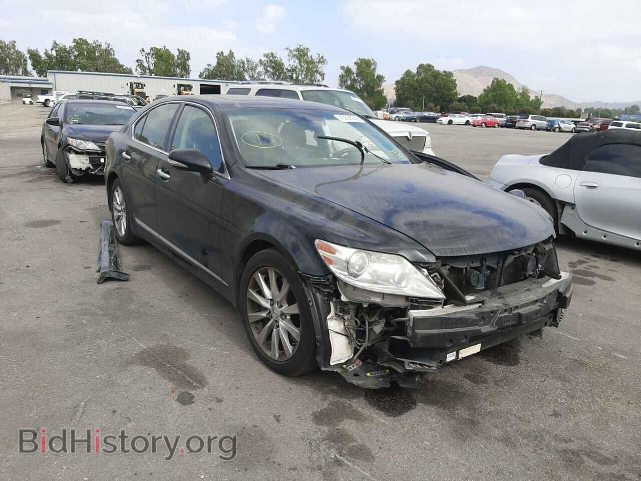 Photo JTHCL5EF7A5006167 - LEXUS LS460 2010
