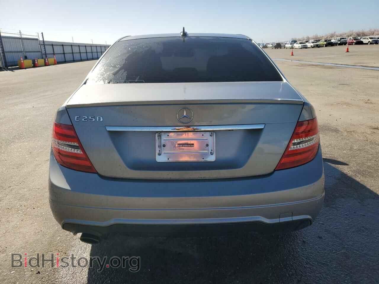 2012 MERCEDES-BENZ C-CLASS - VIN: WDDGF4HB3CA651475 - Фото 6