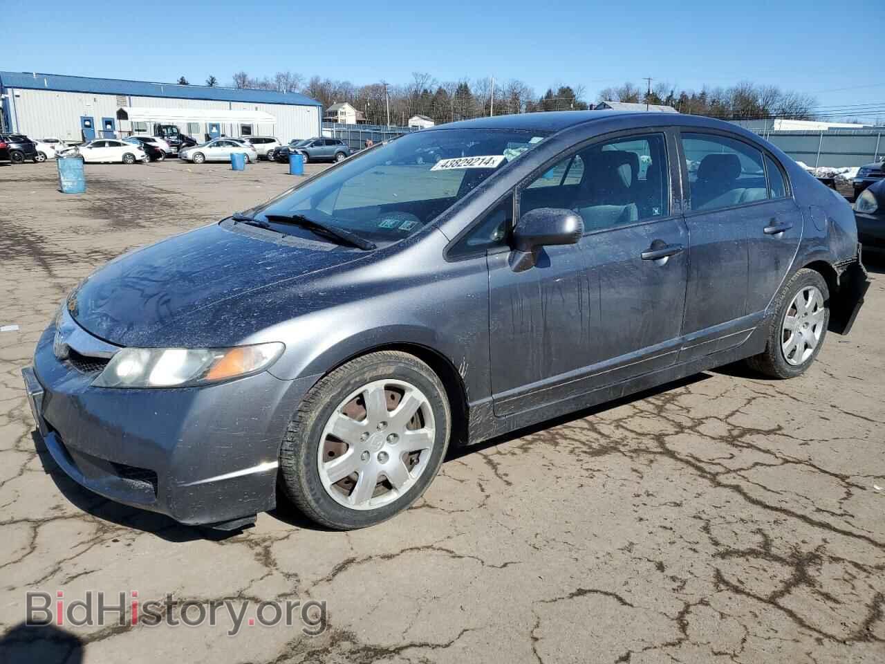 Фотография 19XFA1F51BE048892 - HONDA CIVIC 2011