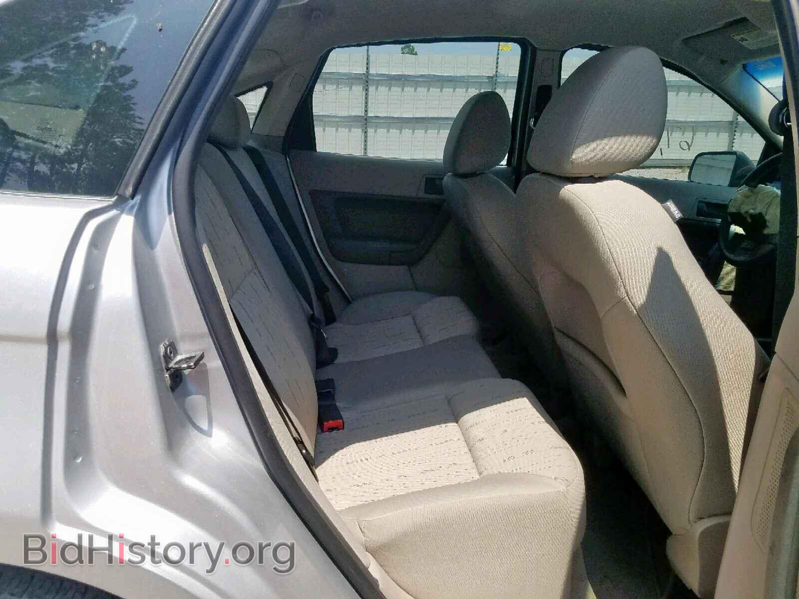 2011 FORD FOCUS - VIN: 1FAHP3FN0BW190570 - Фото 6