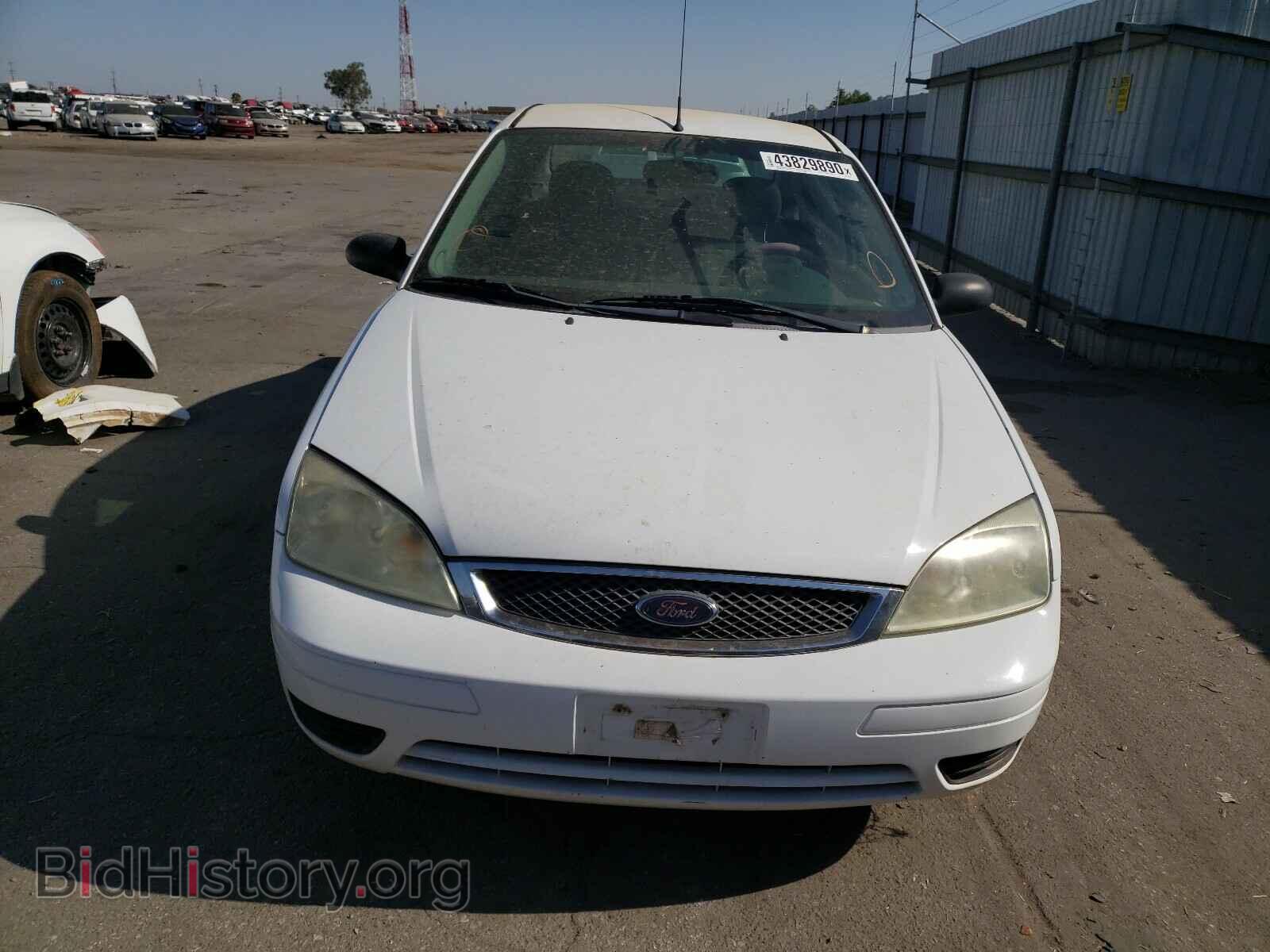 2007 FORD FOCUS - VIN: 1FAFP34N27W302092 - Фото 9