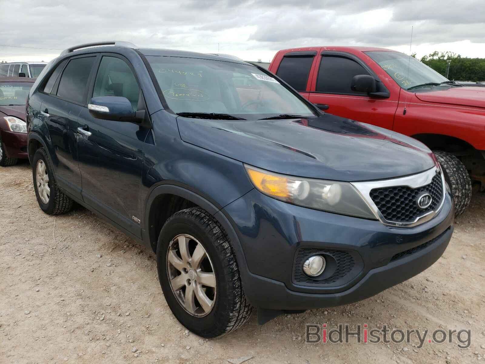 Photo 5XYKTDA13BG044229 - KIA SORENTO 2011