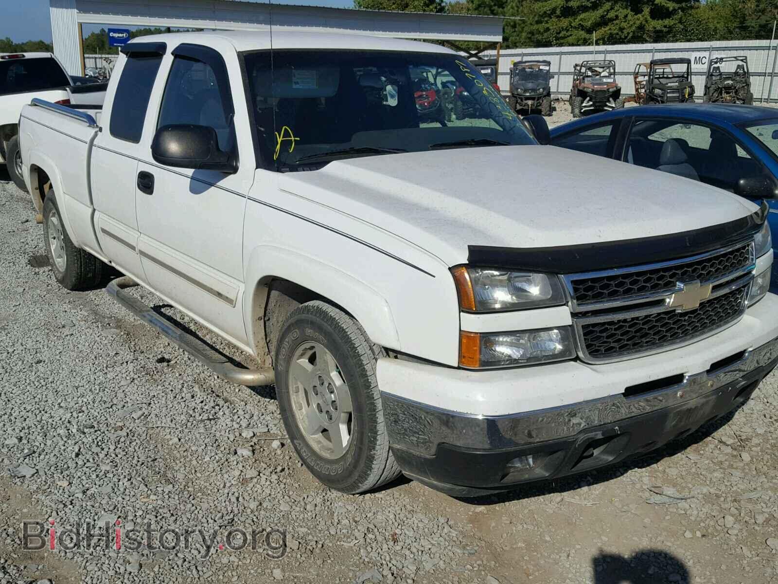 Photo 2GCEC19V061267931 - CHEVROLET SILVERADO 2006
