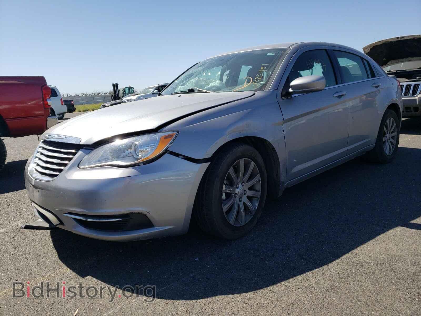 2014 CHRYSLER 200 - VIN: 1C3CCBBG9EN114667 - Фото 2