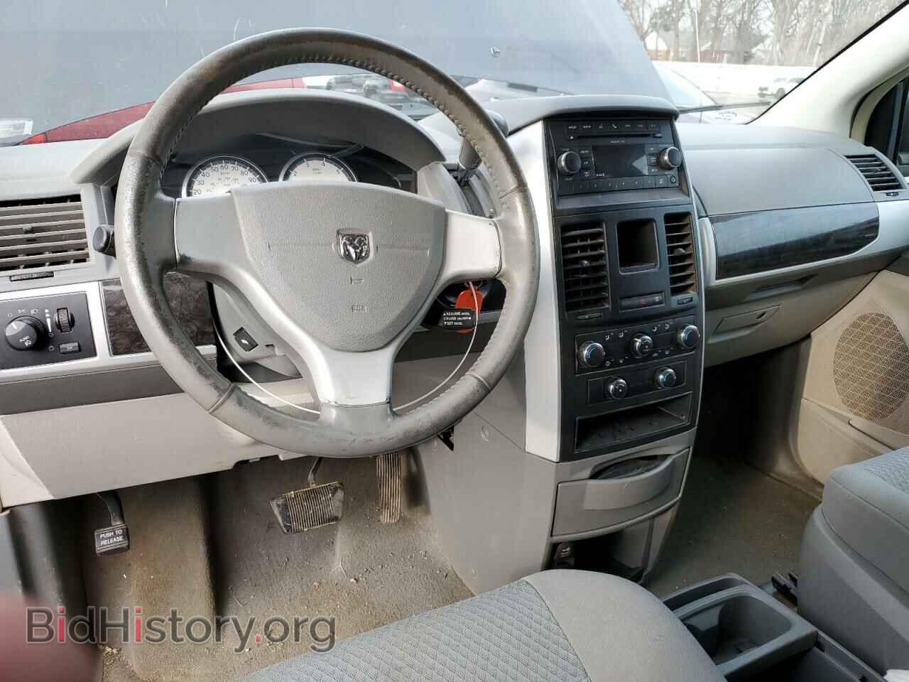 2010 DODGE CARAVAN - VIN: 2D4RN5D14AR272988 - Фото 8