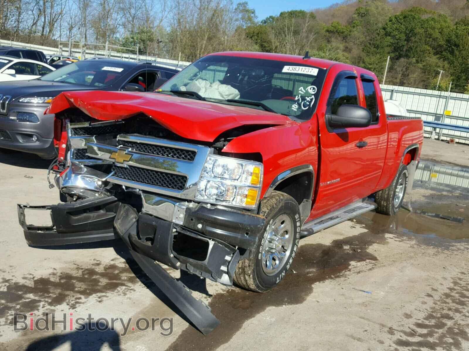 2011 CHEVROLET SILVERADO - VIN: 1GCRCREA6BZ202358 - Фото 2