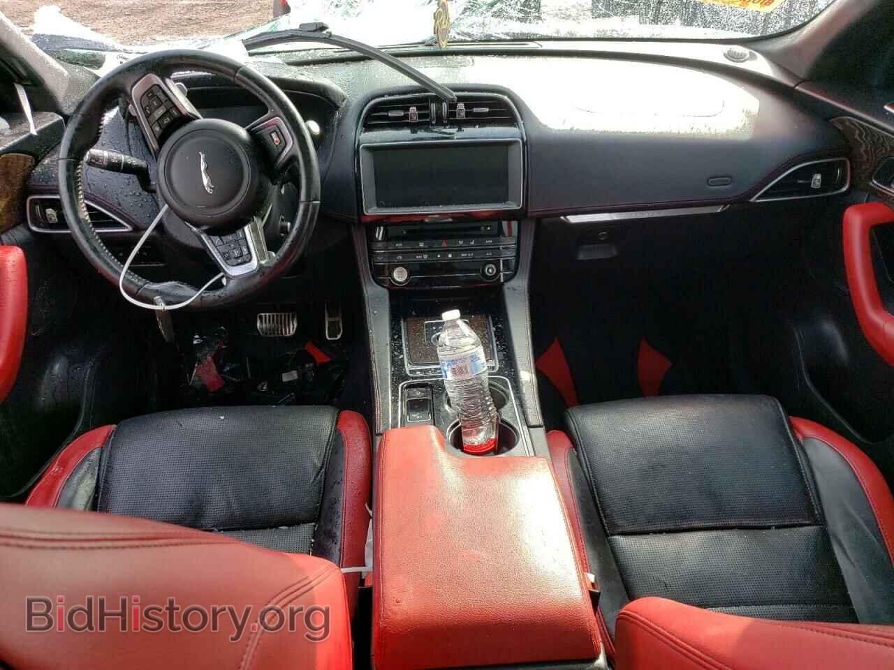 2017 JAGUAR F-PACE - VIN: SADCM2BV4HA080323 - Фото 8