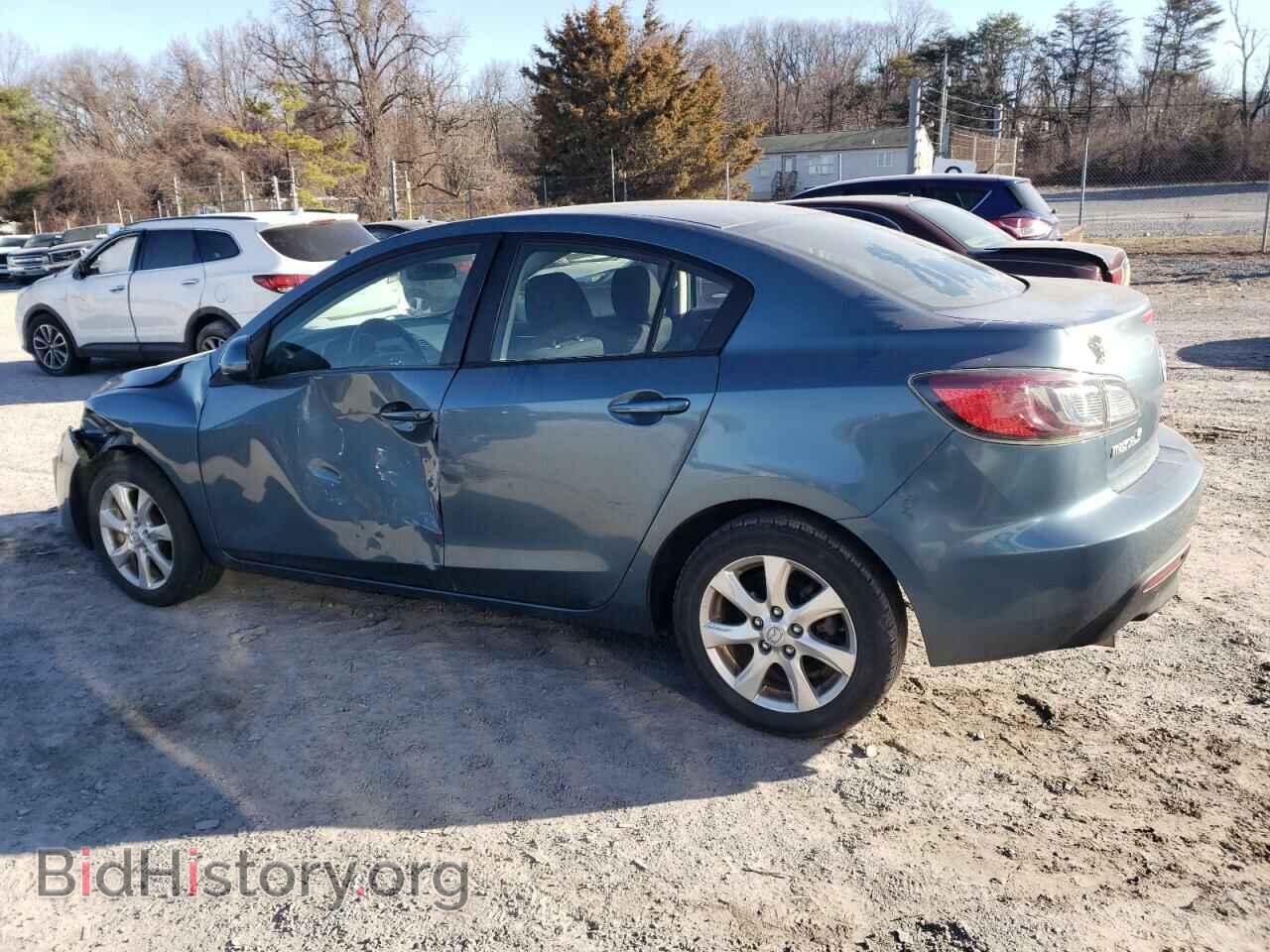 2011 MAZDA 3 - VIN: JM1BL1VG9B1358741 - Photo 2