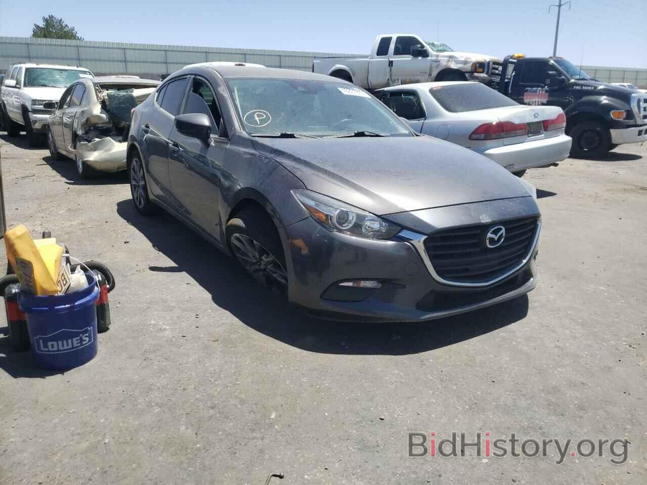 Photo 3MZBN1V31JM264178 - MAZDA 3 2018