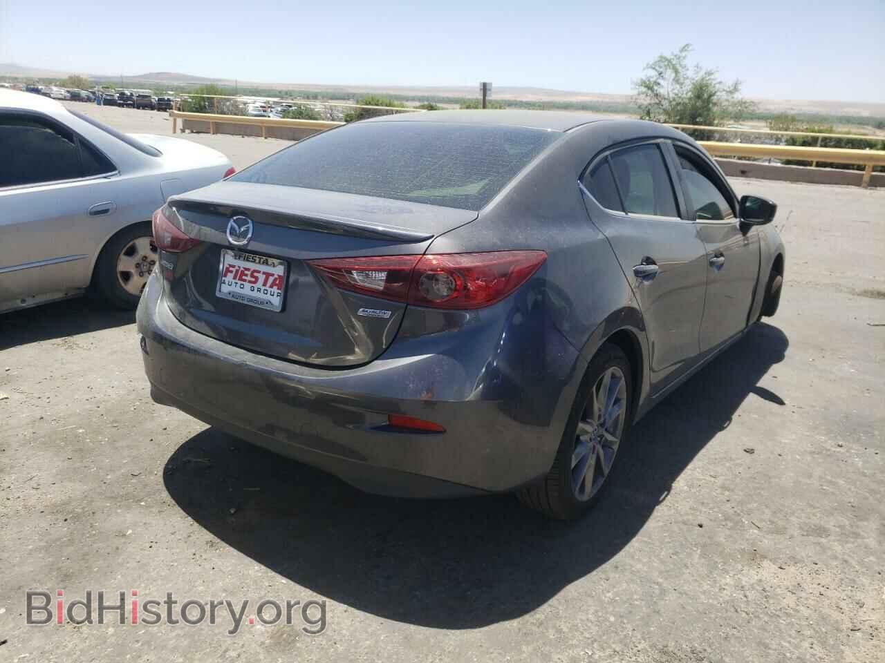 2018 MAZDA 3 - VIN: 3MZBN1V31JM264178 - Фото 4