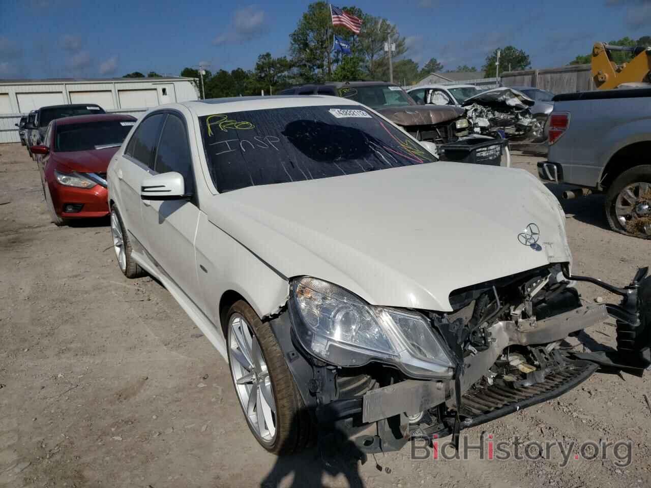 Photo WDDHF5KB6CA523072 - MERCEDES-BENZ E-CLASS 2012