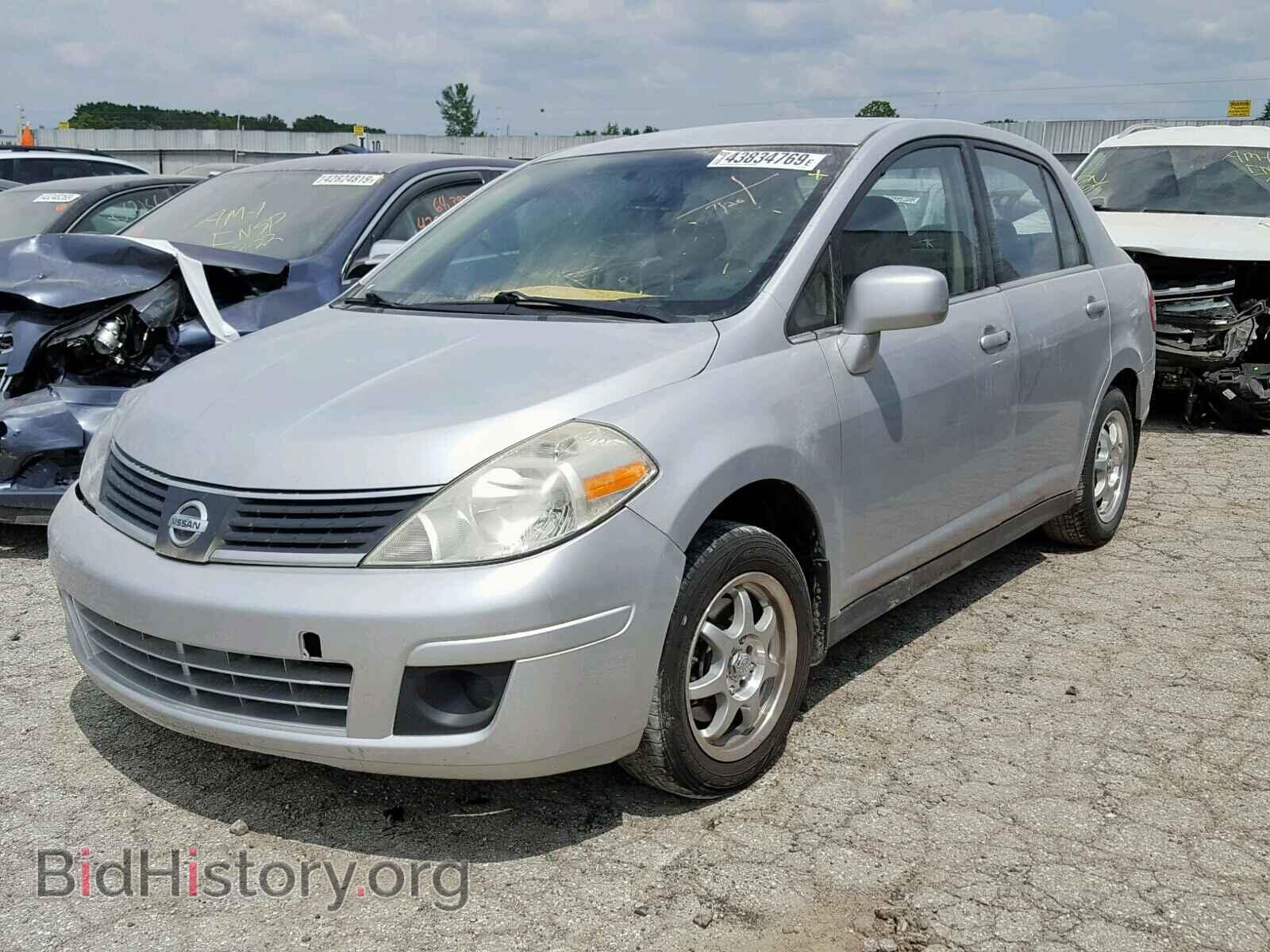 2007 NISSAN VERSA - VIN: 3N1BC11EX7L423880 - Фото 2