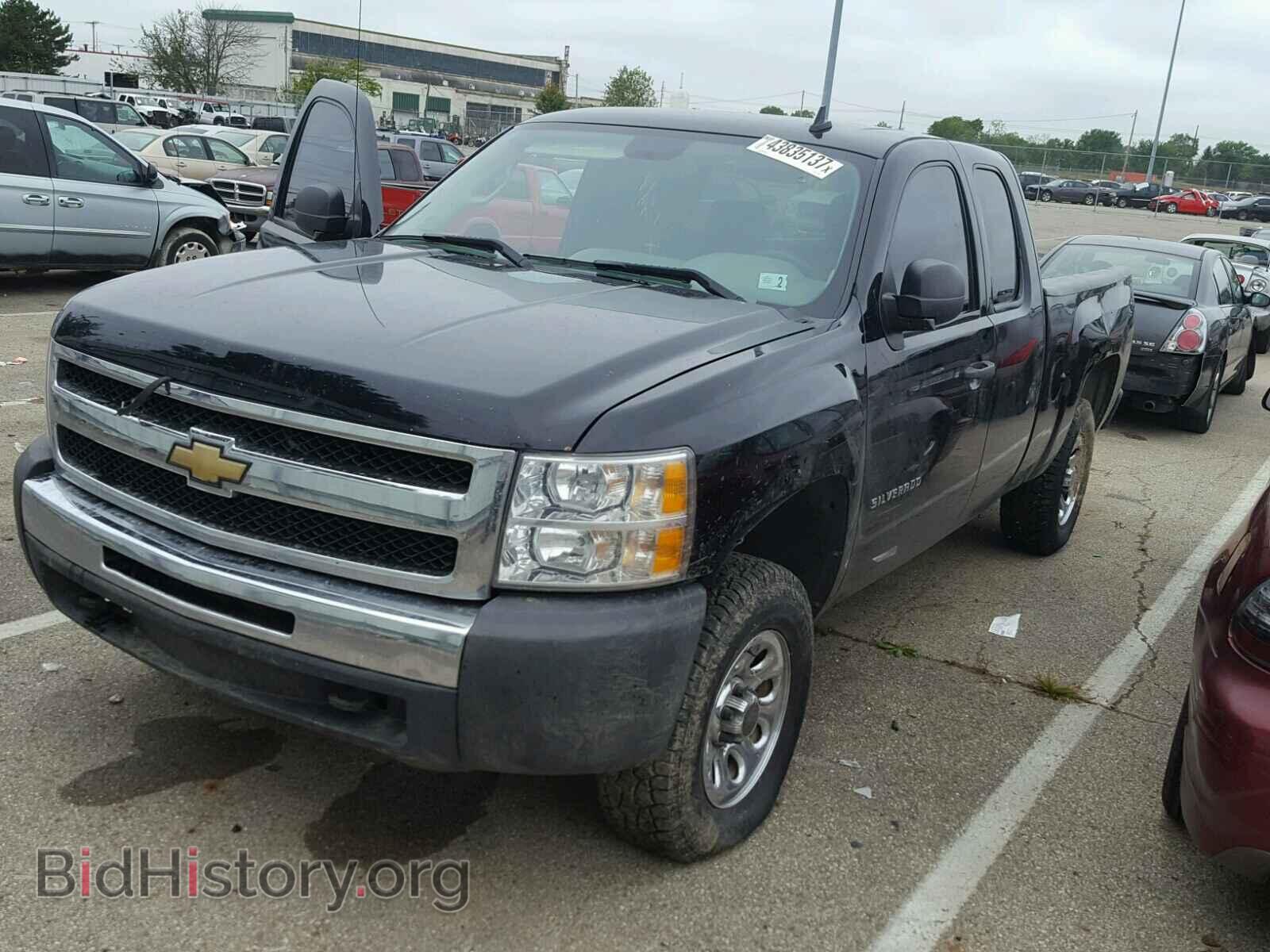 2011 CHEVROLET SILVERADO - VIN: 1GCRKREA4BZ117697 - Фото 2