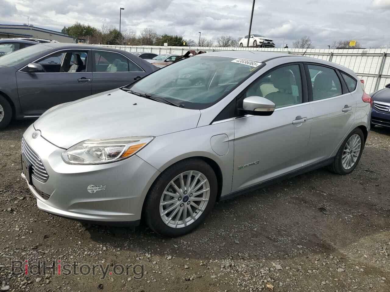 Фотография 1FADP3R44HL258431 - FORD FOCUS 2017