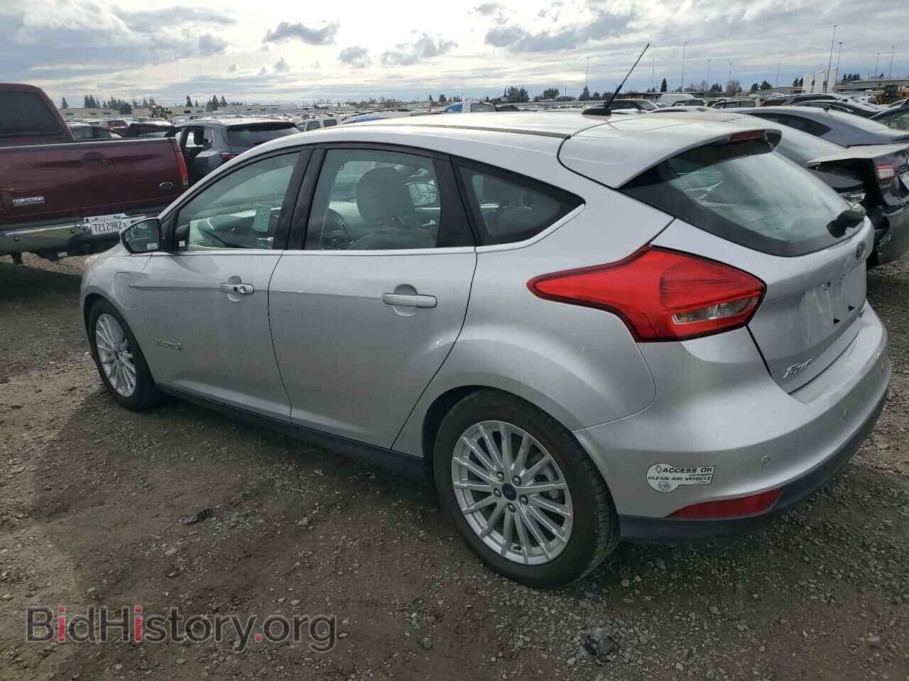 2017 FORD FOCUS - VIN: 1FADP3R44HL258431 - Фото 2