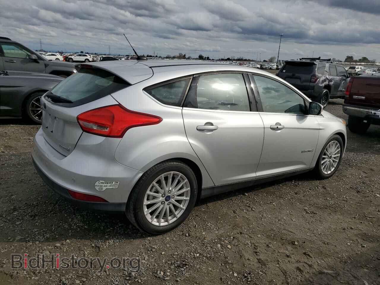 2017 FORD FOCUS - VIN: 1FADP3R44HL258431 - Фото 3