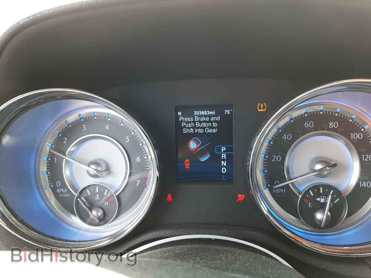 2013 CHRYSLER 300 - VIN: 2C3CCAAG6DH504600 - Фото 8