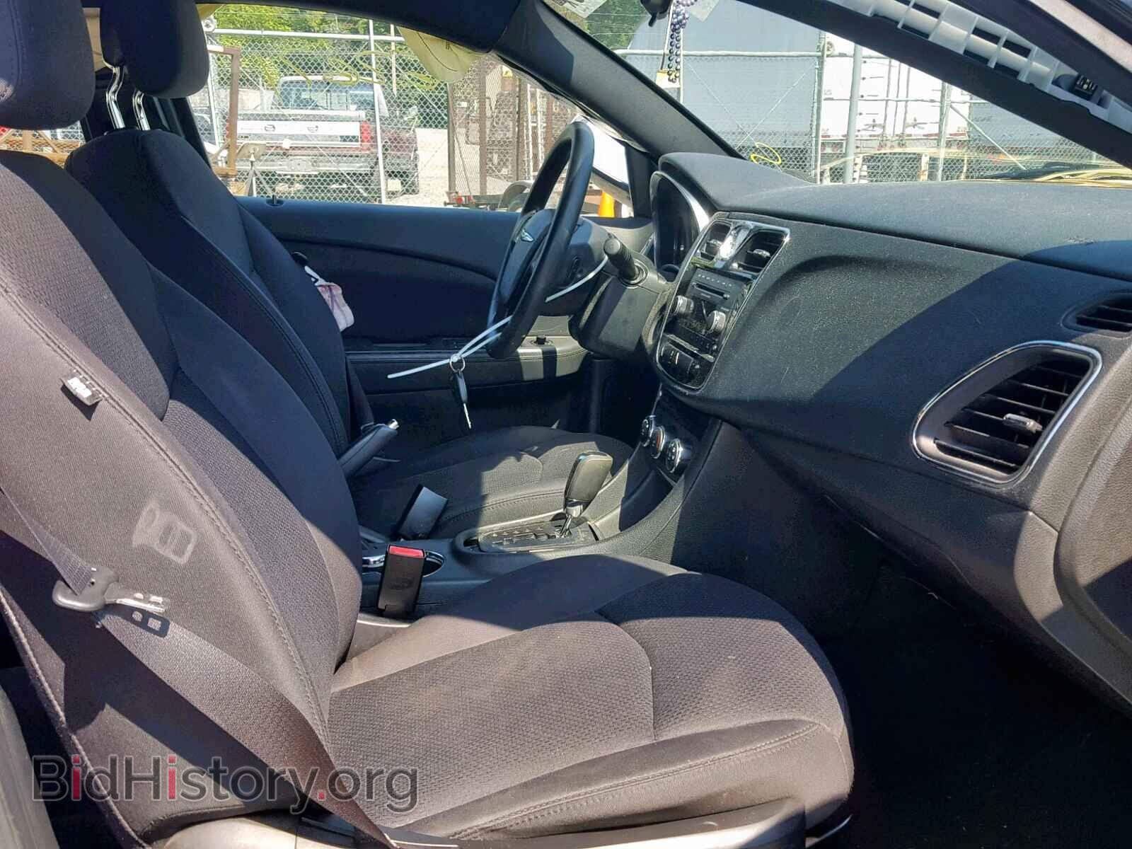 2013 CHRYSLER 200 - VIN: 1C3CCBAB8DN641832 - Фото 5