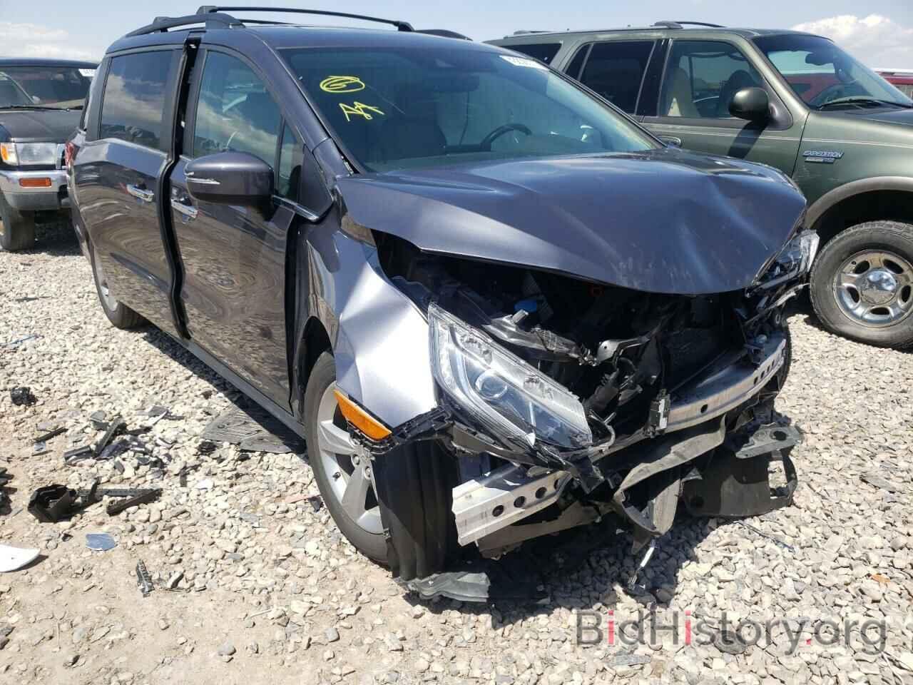 Photo 5FNRL6H70JB018570 - HONDA ODYSSEY 2018