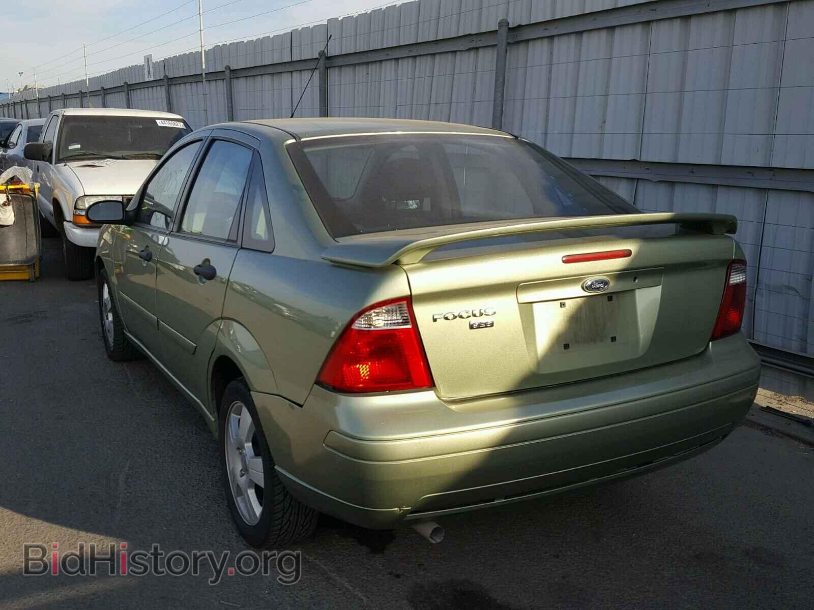 2007 FORD FOCUS - VIN: 1FAHP34N57W115101 - Photo 3