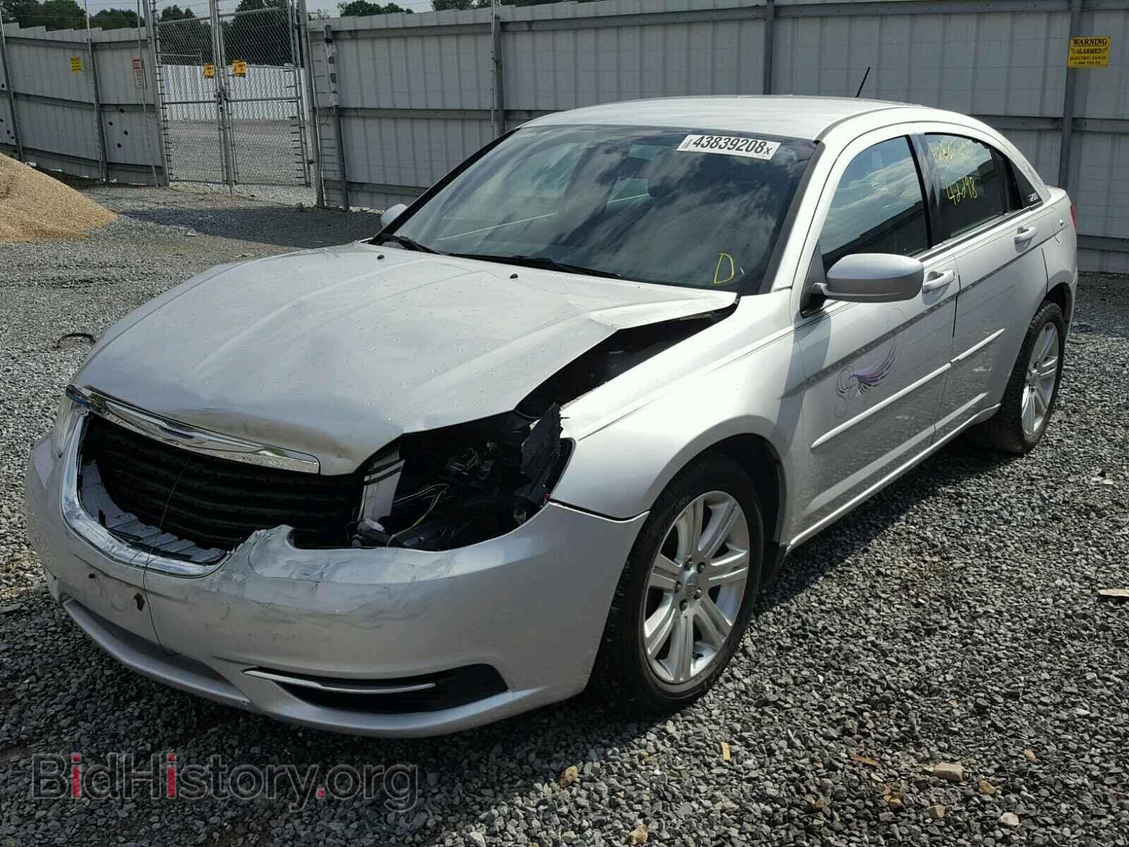 2012 CHRYSLER 200 - VIN: 1C3CCBAG2CN240626 - Фото 2