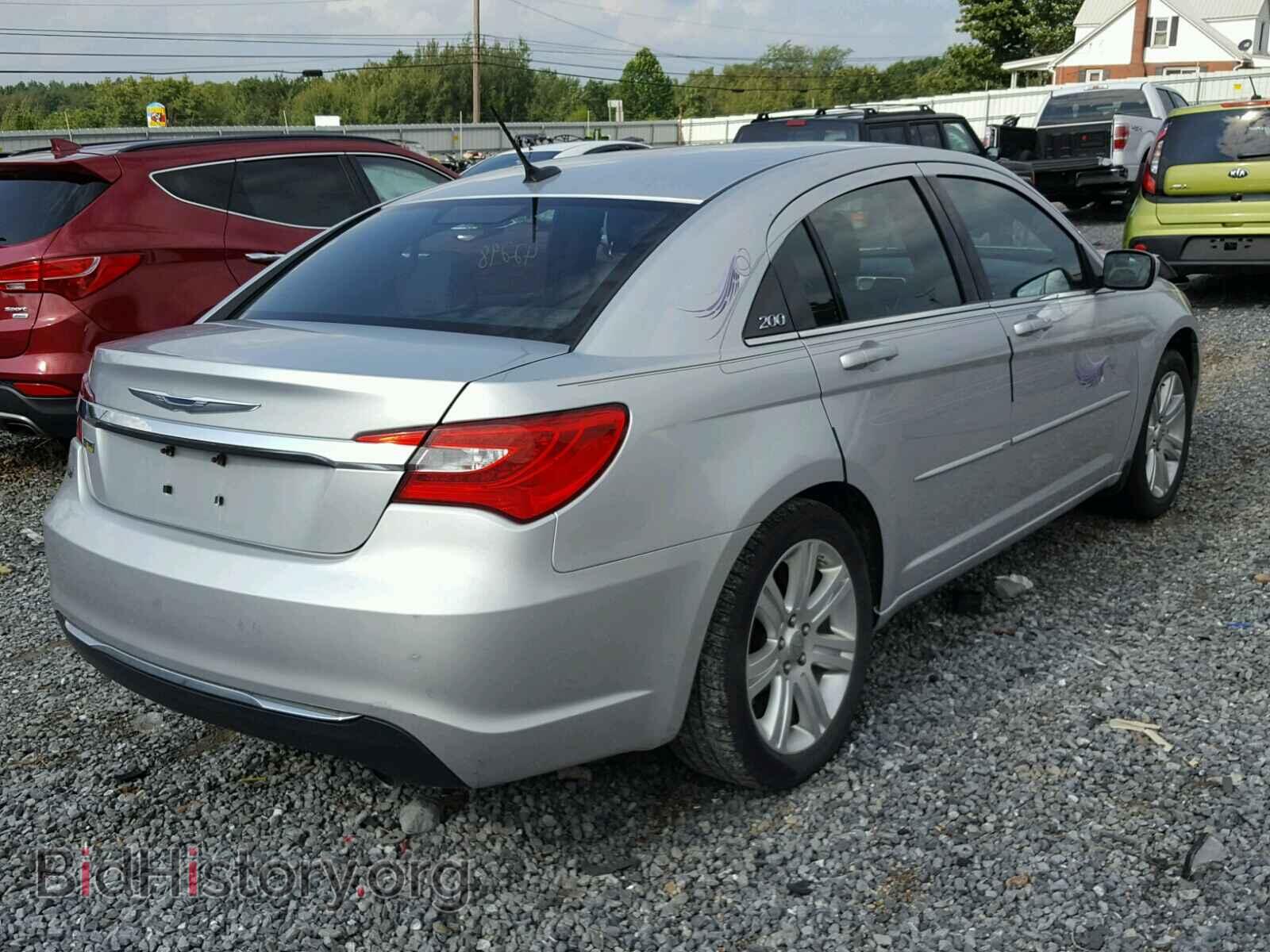 2012 CHRYSLER 200 - VIN: 1C3CCBAG2CN240626 - Фото 4