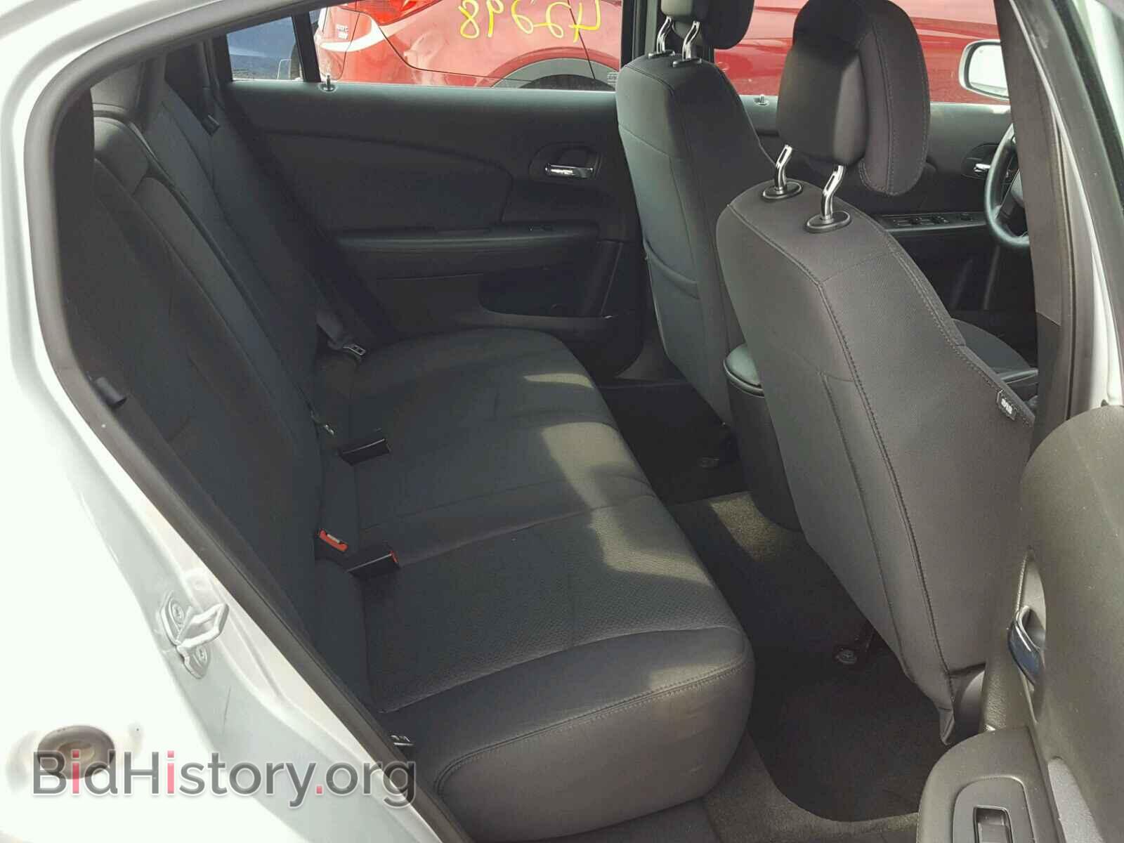 2012 CHRYSLER 200 - VIN: 1C3CCBAG2CN240626 - Фото 6
