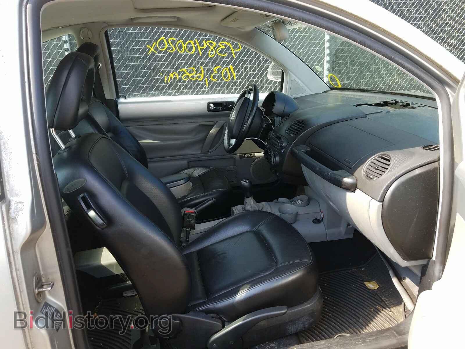 2000 VOLKSWAGEN BEETLE - VIN: 3VWDD21C0YM431230 - Фото 5