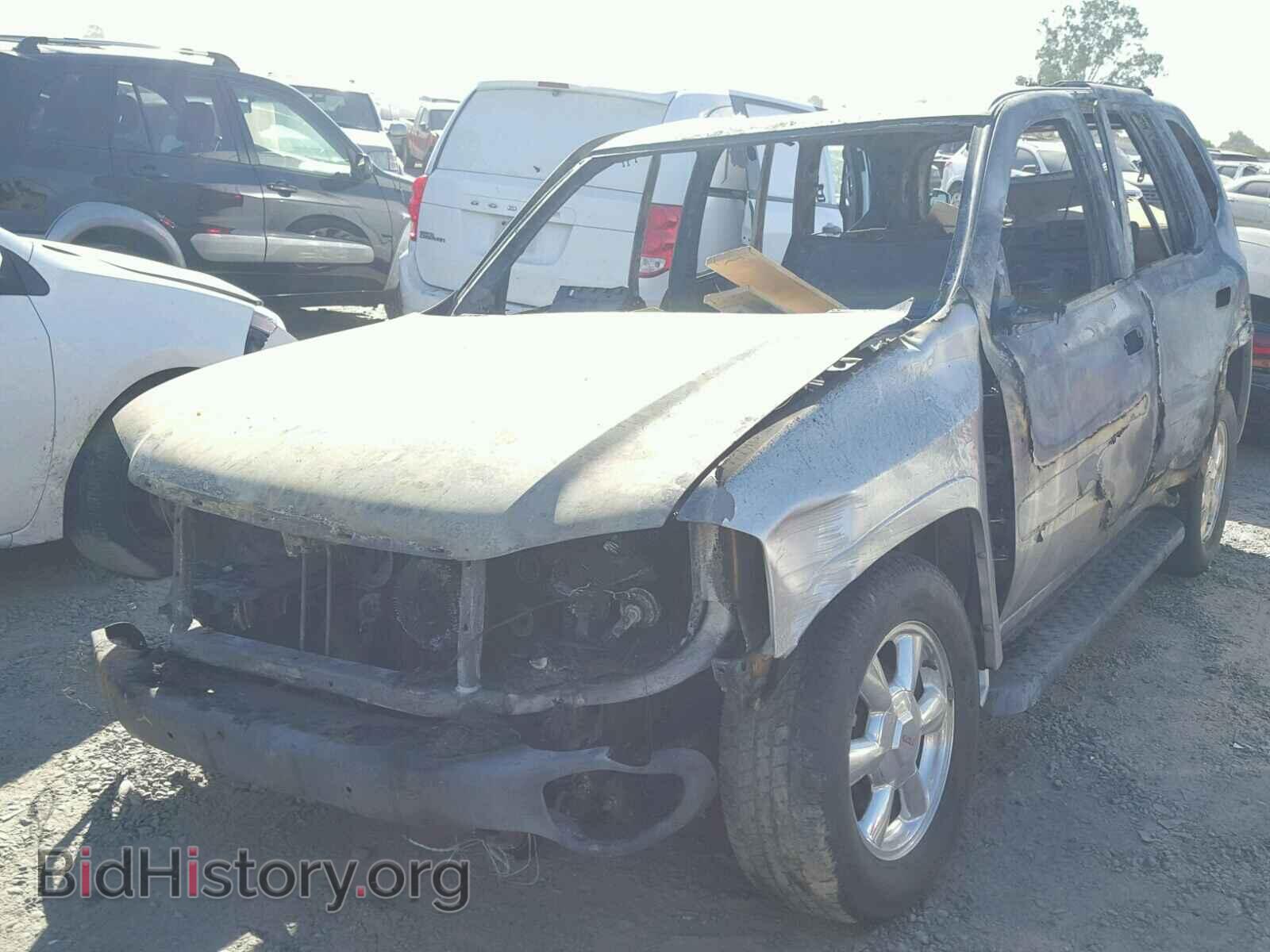 2005 GMC ENVOY - VIN: 1GKDS13S452158369 - Фото 2