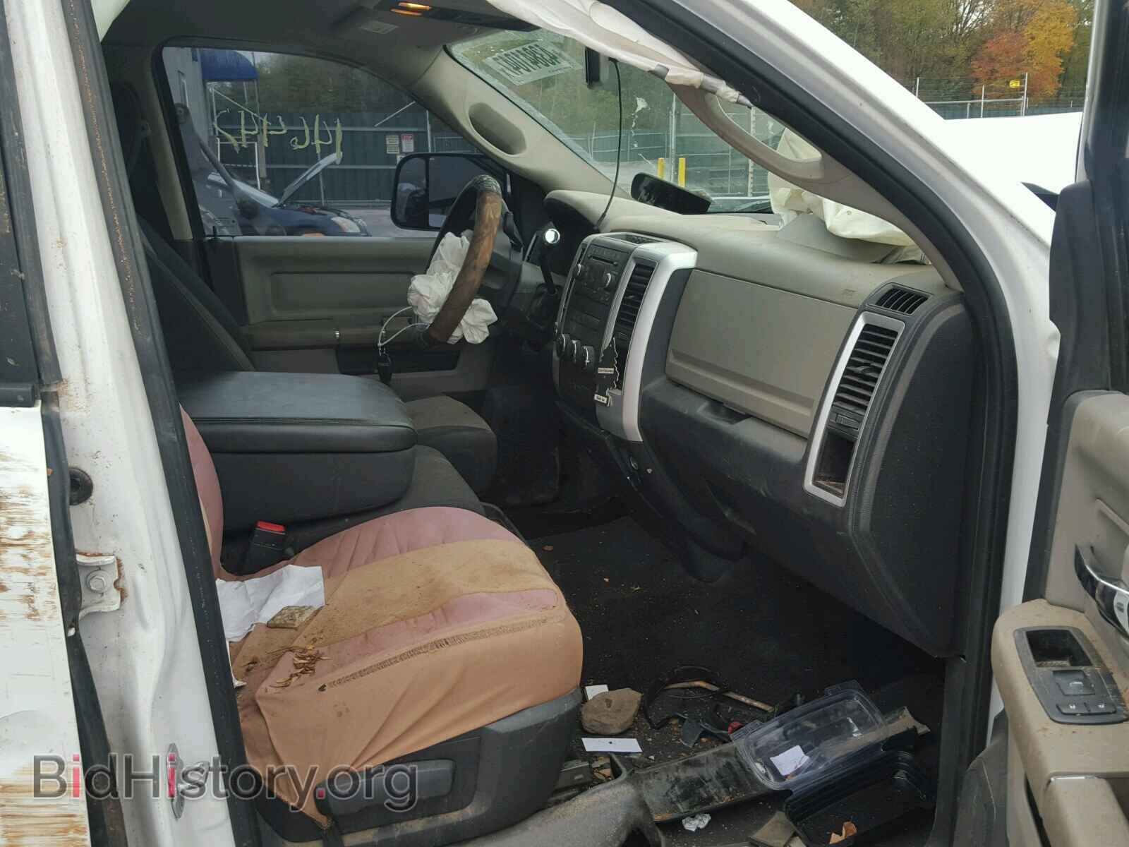 2011 DODGE RAM 1500 - VIN: 1D7RV1CT8BS597576 - Фото 5