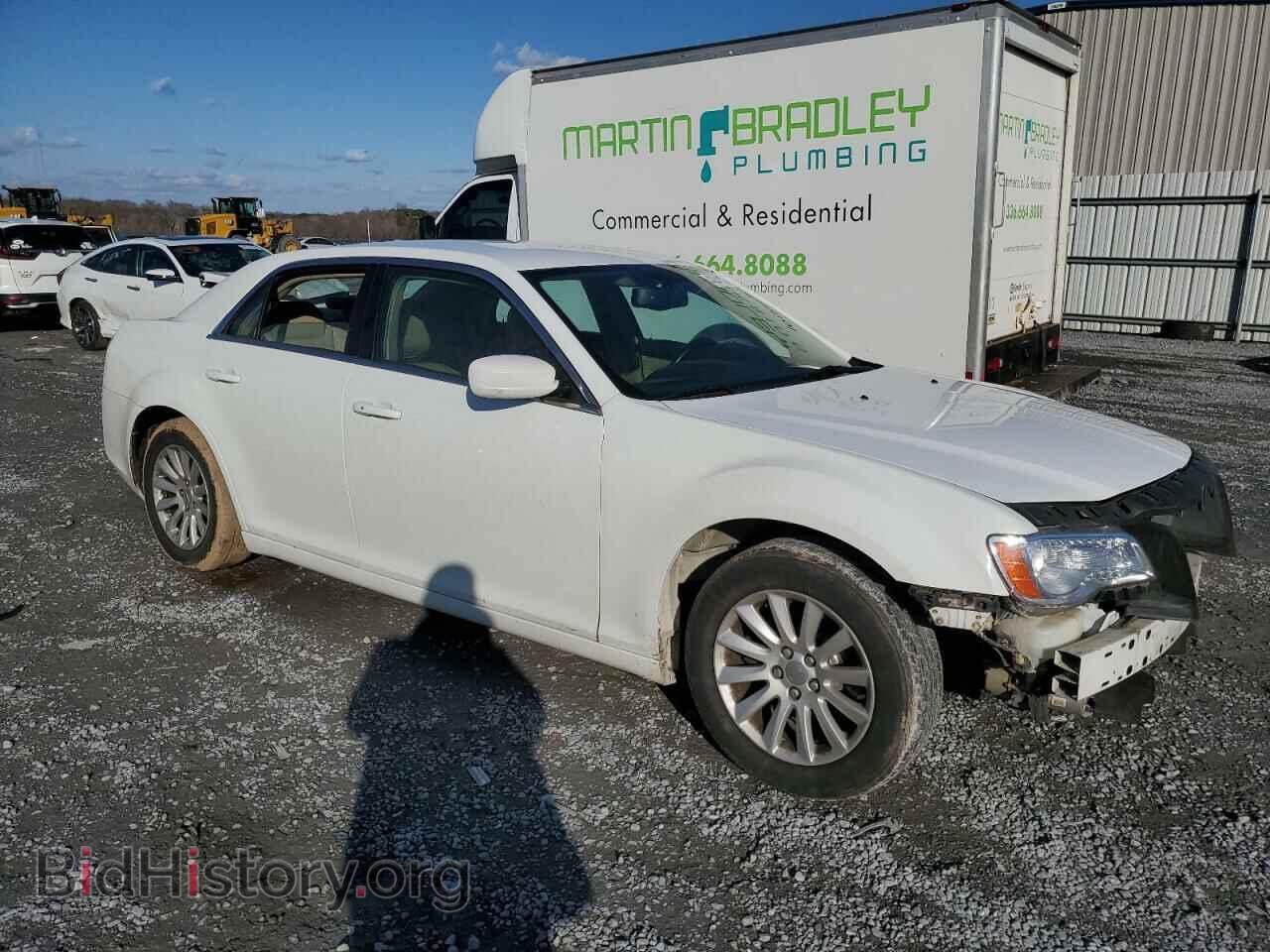 2014 CHRYSLER 300 - VIN: 2C3CCAAG1EH373044 - Фото 4