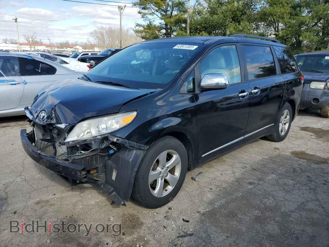 Photo 5TDKK3DC6DS294192 - TOYOTA SIENNA 2013