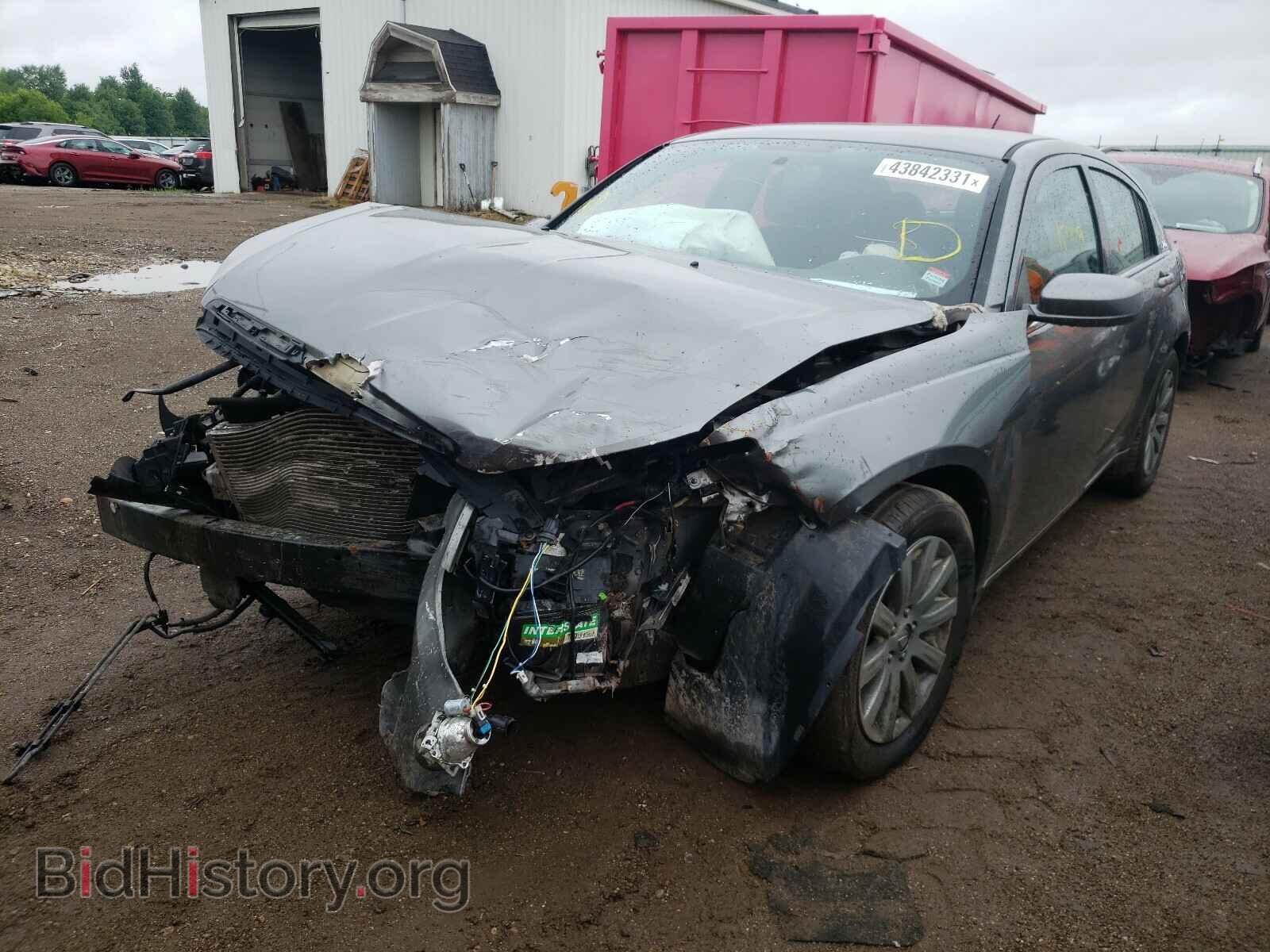 2012 CHRYSLER 200 - VIN: 1C3CCBBB9CN135665 - Фото 2