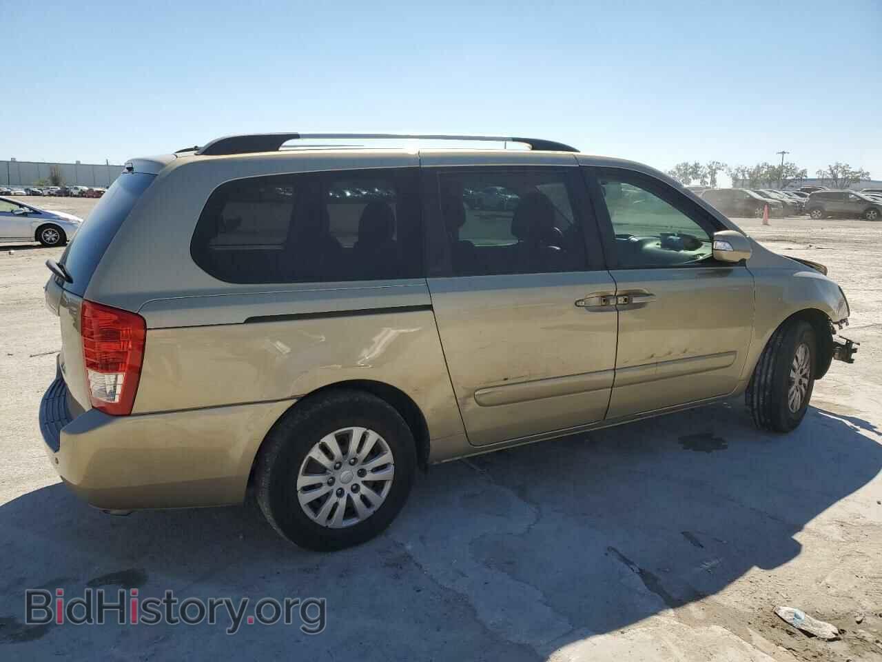 2011 KIA All Models - VIN: KNDMG4C70B6403828 - Фото 3