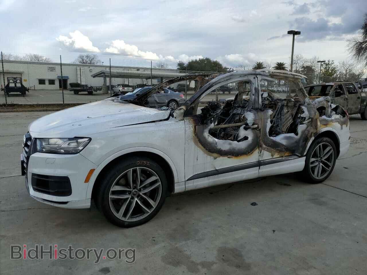 Фотография WA1VAAF79HD037172 - AUDI Q7 2017