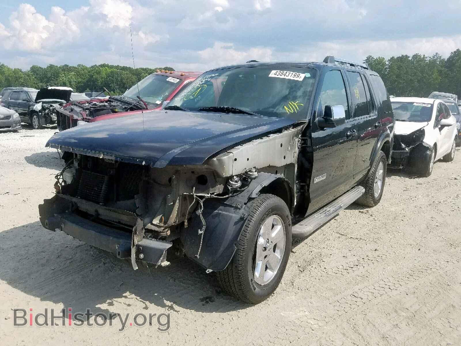 2006 FORD EXPLORER L - VIN: 1FMEU65E06UB29807 - Photo 2