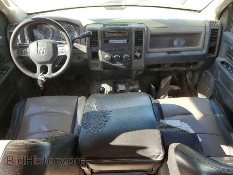2012 Dodge RAM 2500 (VIN 3C6UD5CL7CG138974) — фото 8 из 12