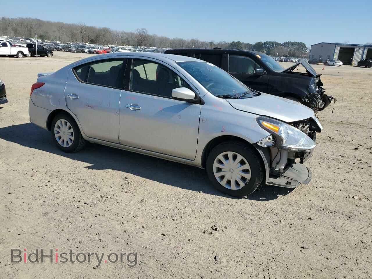 2017 NISSAN VERSA - VIN: 3N1CN7AP7HK450982 - Фото 4