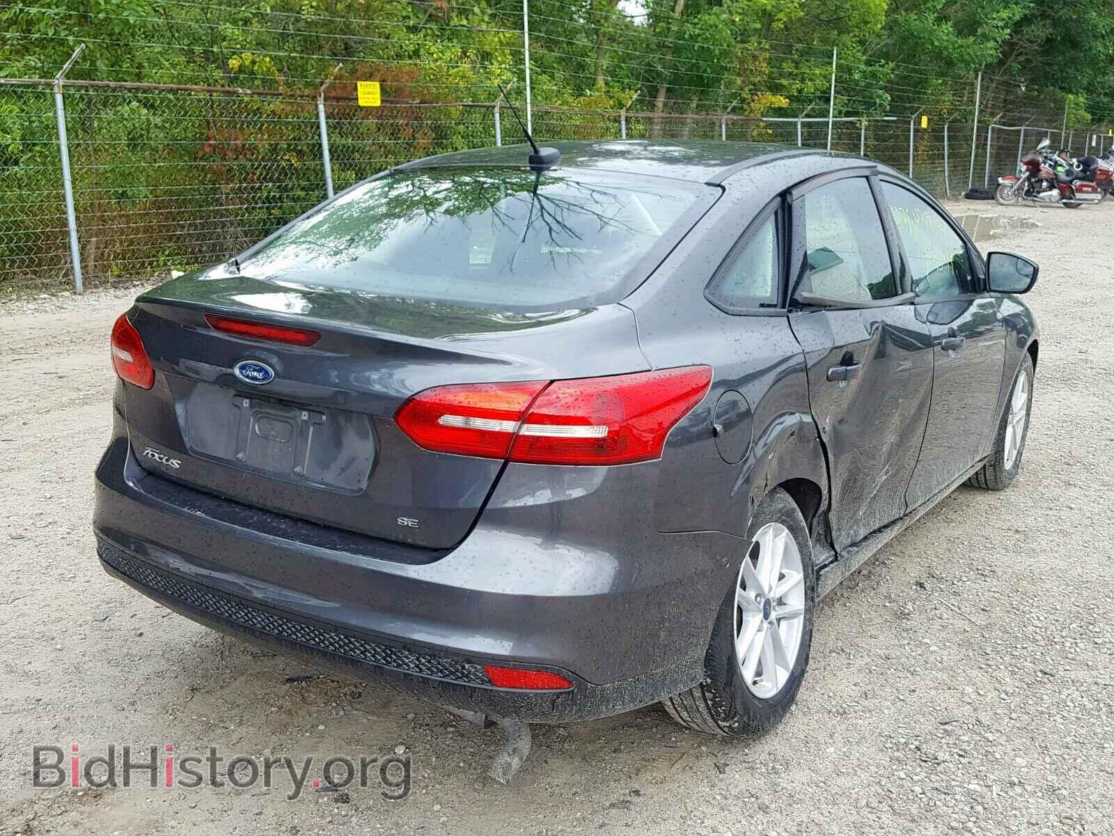 2017 FORD FOCUS SE - VIN: 1FADP3F29HL270304 - Фото 4