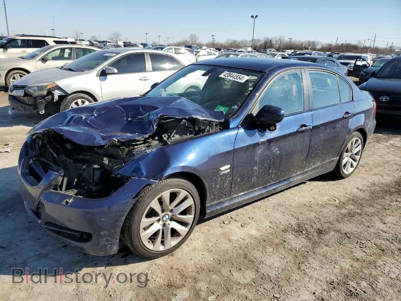 Photo WBAPK5C54BF123522 - BMW 3 SERIES 2011
