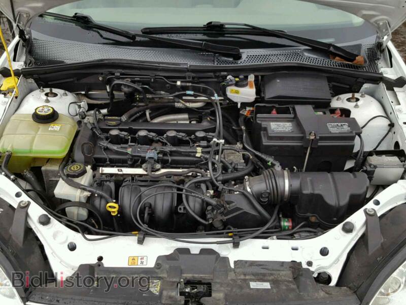 2007 Ford FOCUS (VIN 1FAHP34N47W323227) — фото 7 из 10