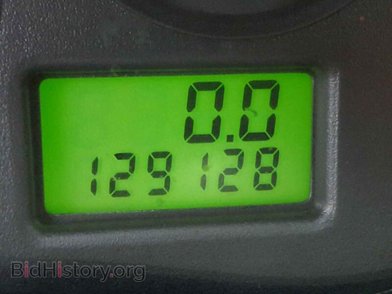 2007 Ford FOCUS (VIN 1FAHP34N47W323227) — фото 8 из 10