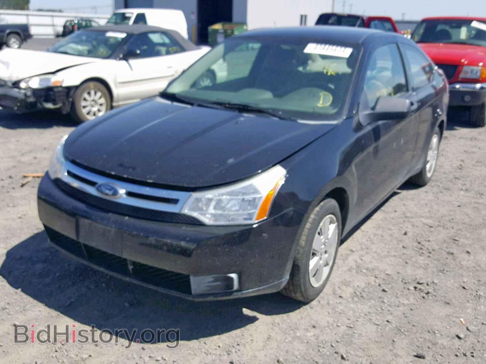 2008 FORD FOCUS - VIN: 1FAHP32N58W117371 - Photo 2