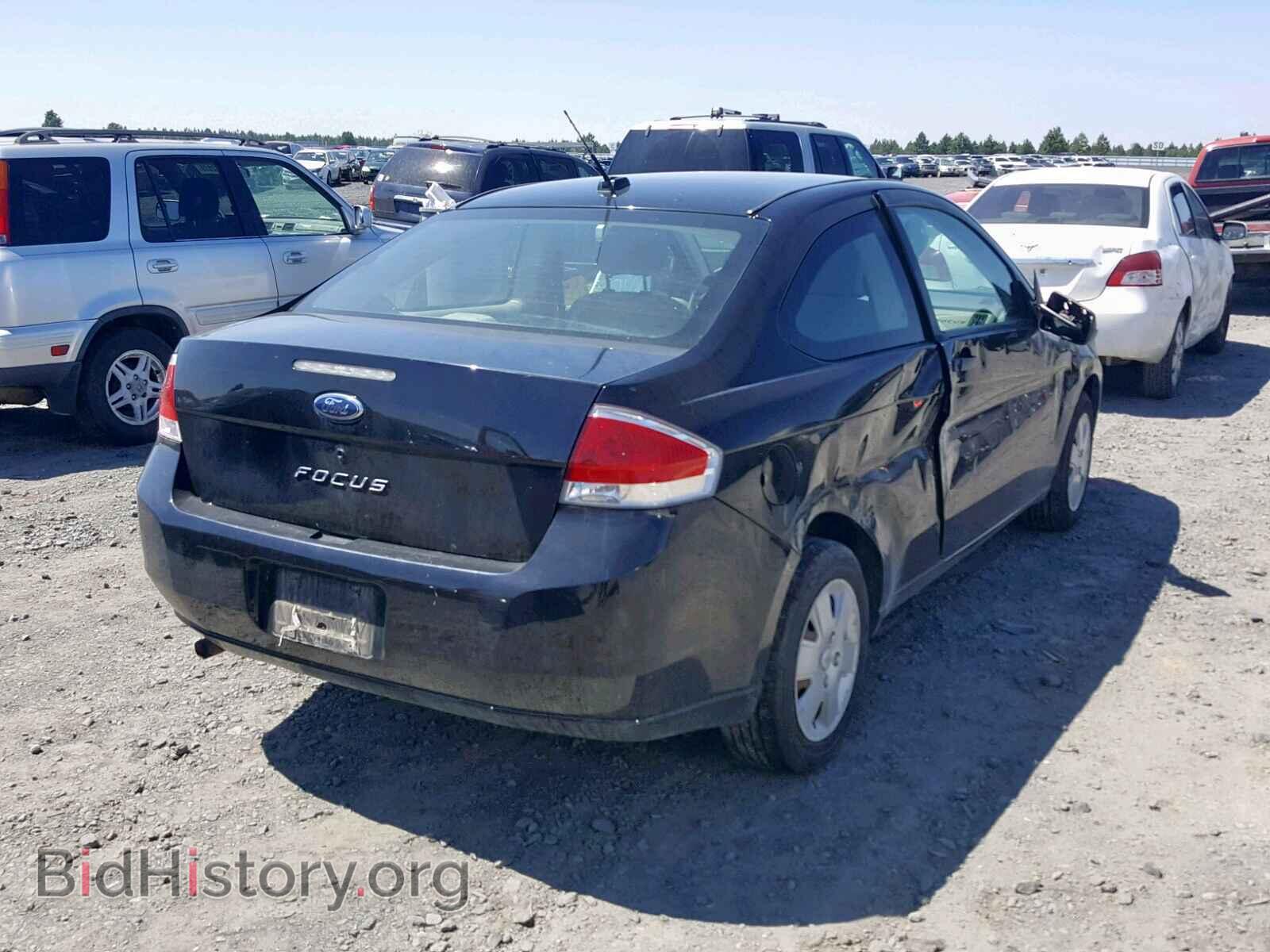 2008 FORD FOCUS - VIN: 1FAHP32N58W117371 - Photo 4
