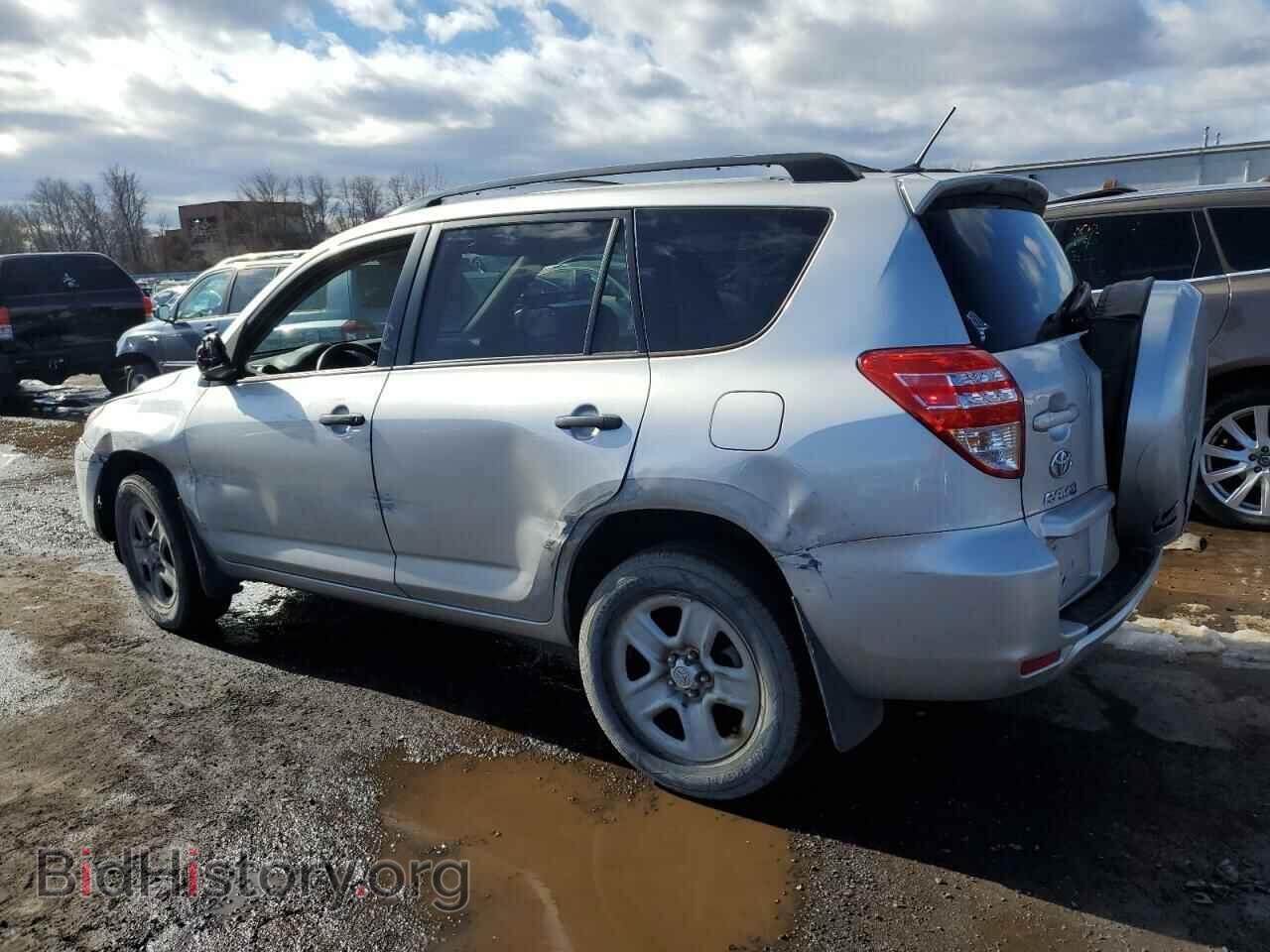 2011 TOYOTA RAV4 - VIN: 2T3BF4DV1BW152498 - Фото 2