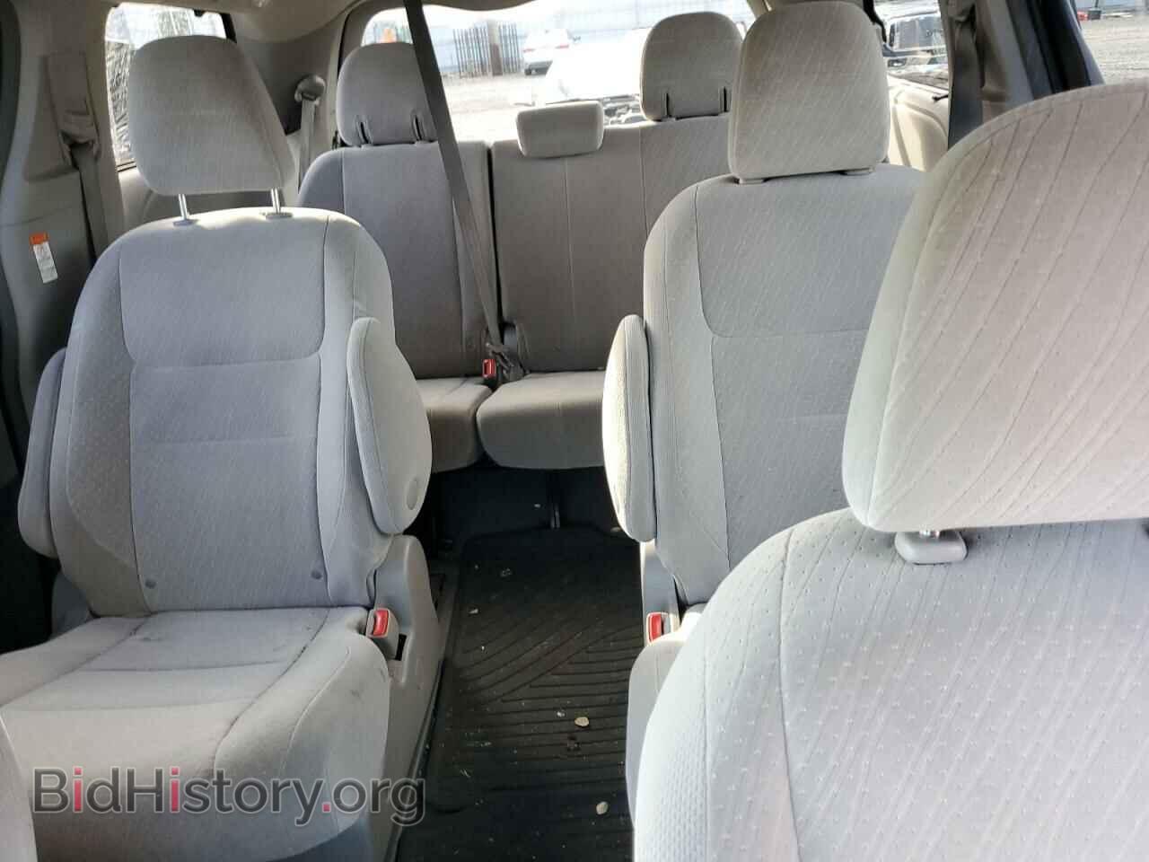 2017 TOYOTA All Models - VIN: 5TDJZ3DC8HS168235 - Фото 10