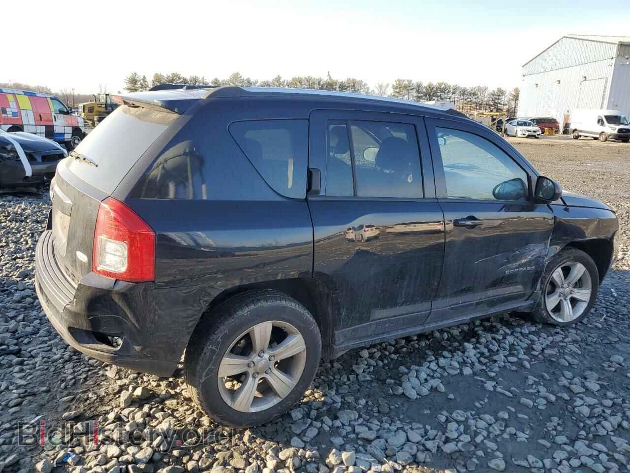 2012 JEEP COMPASS - VIN: 1C4NJDEB1CD502064 - Photo 3
